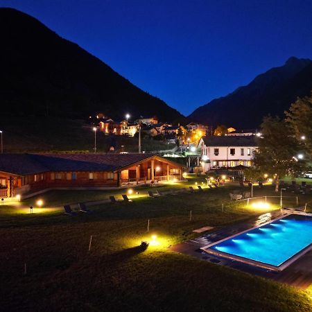 Hostellerie Le Lievre Amoureux Valpelline Esterno foto