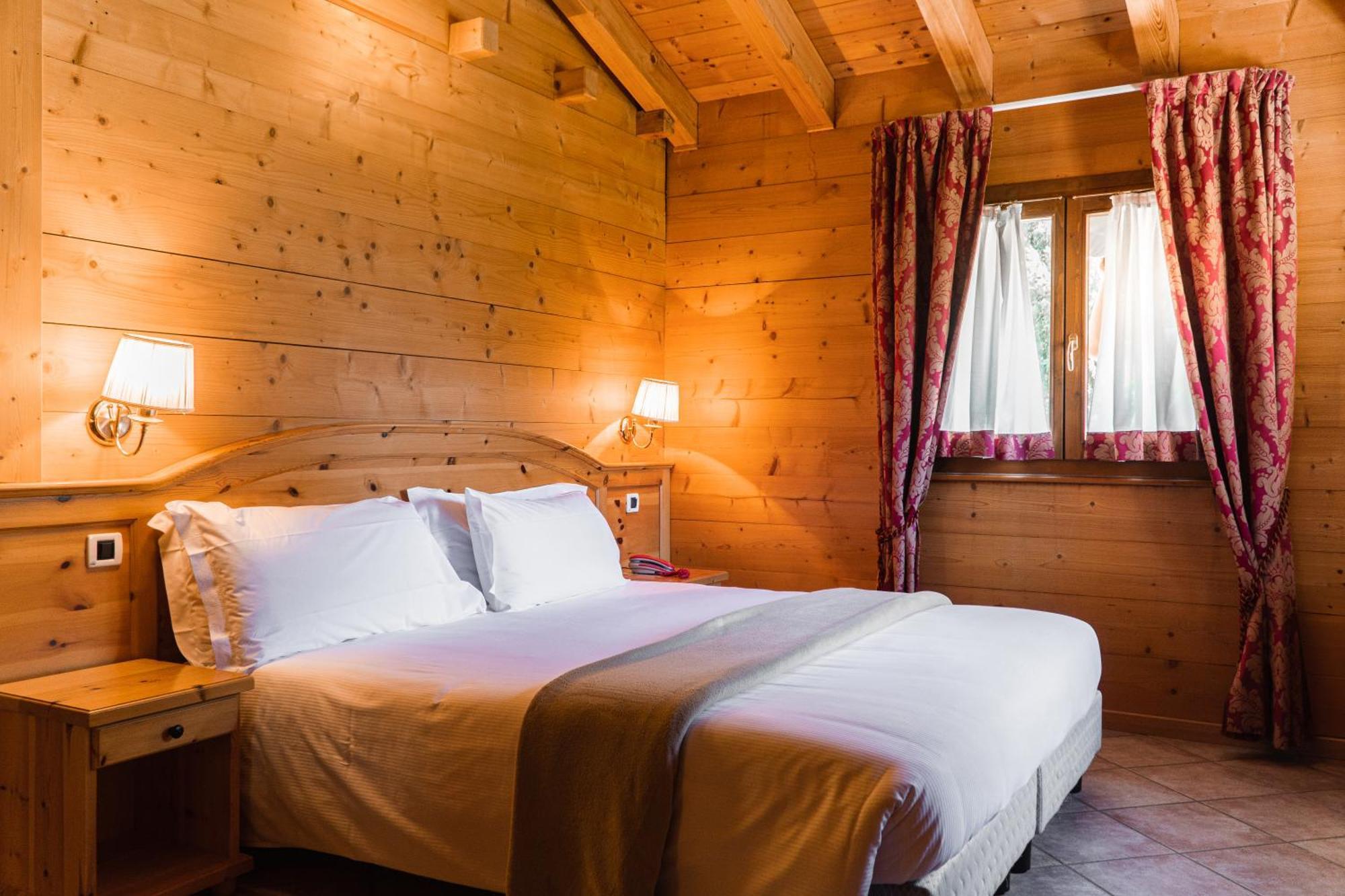 Hostellerie Le Lievre Amoureux Valpelline Esterno foto